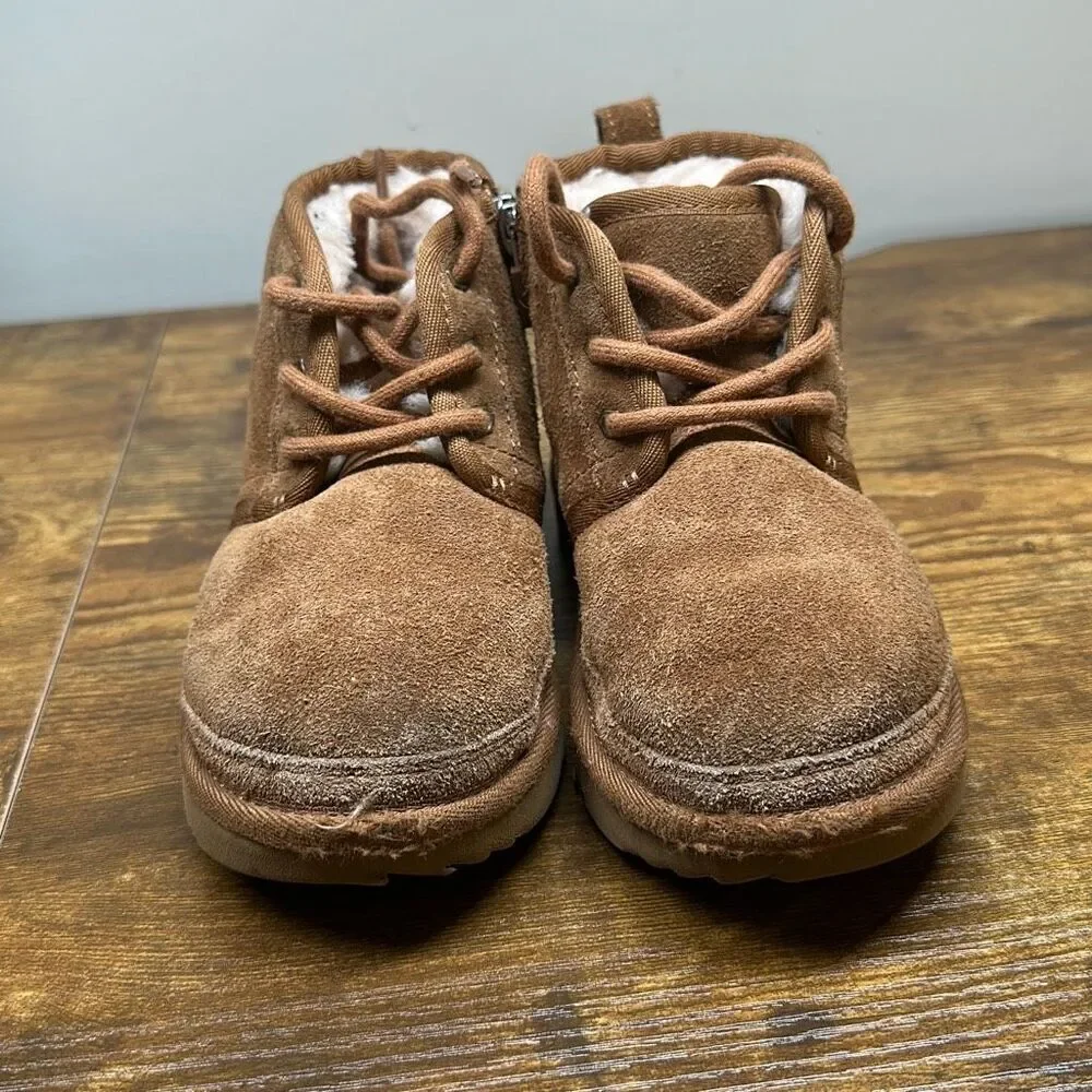 UGG Neumel II Chukka Boot Toddler / Little Kid Chestnut‎ size 11